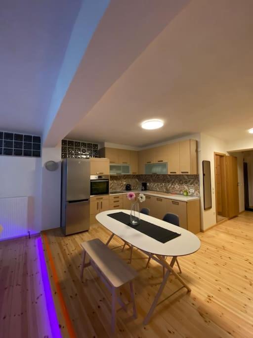 Elaiorama Apartment *