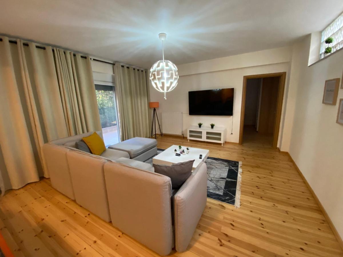 Apartment Elaiorama *